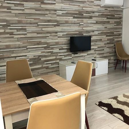Apartment Park Comfort Sandanski Ngoại thất bức ảnh